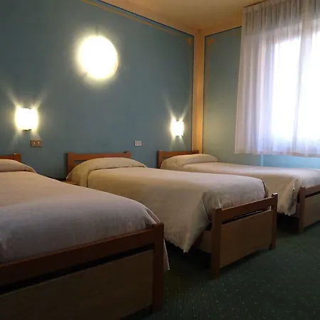 호텔 La Pergola 3*