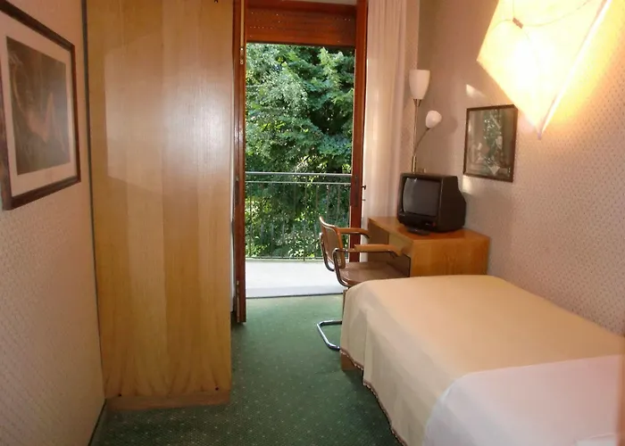 Hotel La Pergola 3*